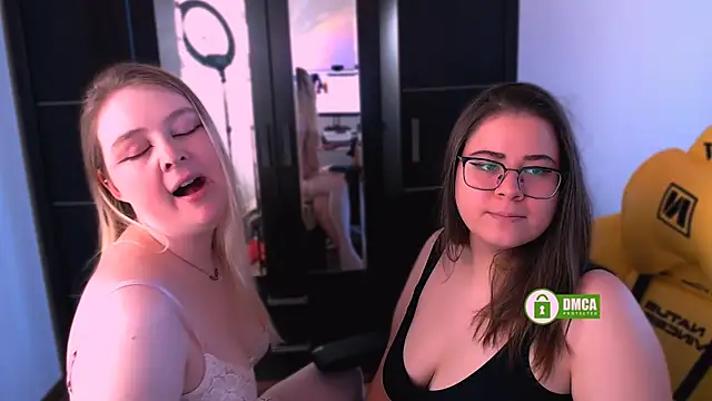 EvaAndLilith online show from November 28, 8:06 am