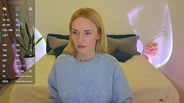 AlisssaRose online show from December 4, 10:10 pm