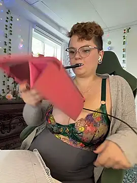 Sweetleeahxx online show from May 30, 2:59 pm