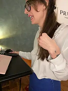 Thunder-Cunt online show from February 6, 5:05 pm