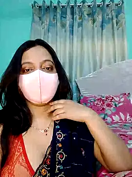 Taniya07 online show from May 5, 1:19 am