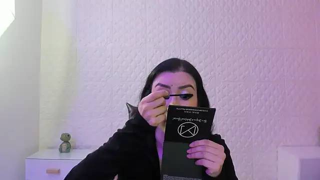 Violetaa diazz online show from March 30, 9:25 pm