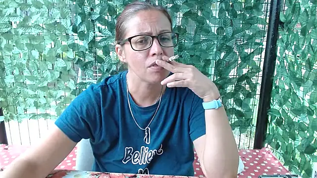 LadyHellene online show from July 3, 1:39 pm