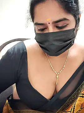 Snapshot of rani_deepa chatting on October 15, 4:31 pm rani deepa online show from October 15, 4:31 pm