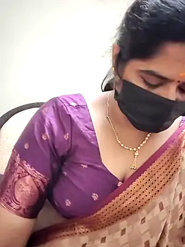 Snapshot of rani_deepa chatting on October 17, 4:43 pm rani deepa online show from October 17, 4:43 pm