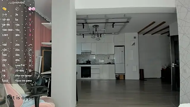 sailorrmoon online show from November 25, 10:06 am