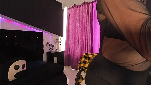 Coral Gibson online show from February 26, 12:59 pm