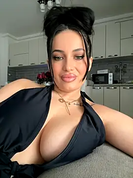 Snapshot of melissablack chatting on October 8, 7:35 am melissablack online show from October 8, 7:35 am