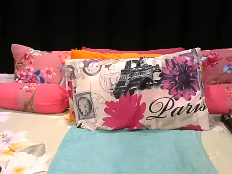 Pearl 00 online show from June 3, 5:07 pm