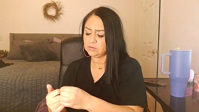 AlyssiaAmoreXO online show from October 22, 10:37 pm