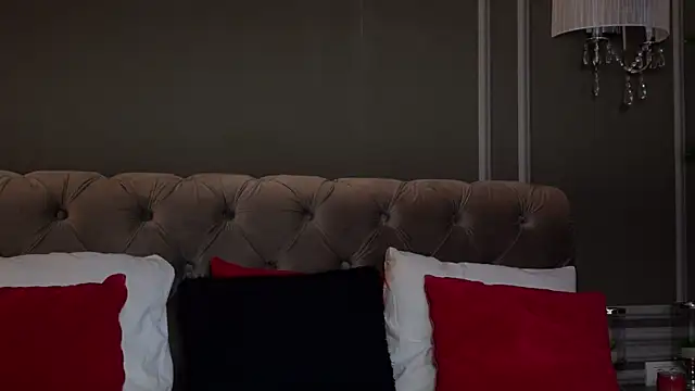 AnnieStylesx online show from September 28, 5:25 am