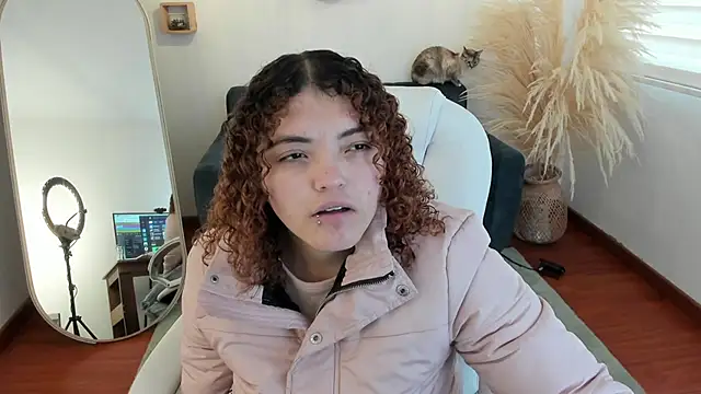 Missbrave1 online show from October 12, 7:05 pm