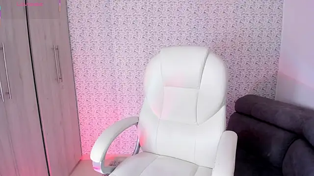 Sarajonnes online show from November 18, 4:30 pm