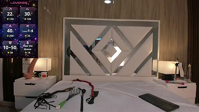 ValentinaThomas online show from October 21, 7:18 pm