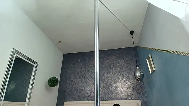 Celestial Queen  online show from April 6, 1:34 pm