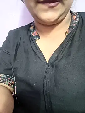 Cute payal0 online show from March 29, 1:43 pm