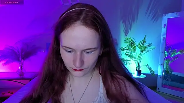 L1ittle kitty  online show from May 22, 5:27 am