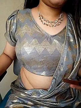 Hynahhh4u online show from September 16, 7:16 am