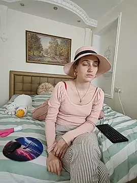 Iren online show from April 18, 7:29 pm