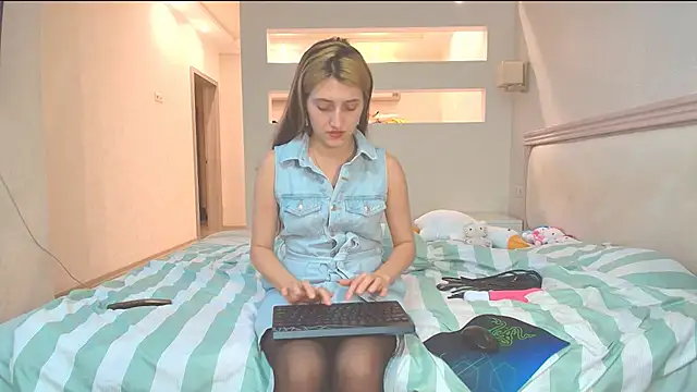 Iren online show from October 15, 7:49 pm