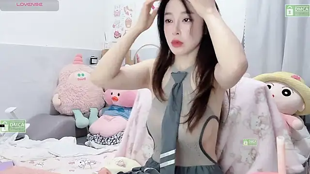 Carly 1 online show from June 14, 5:24 pm