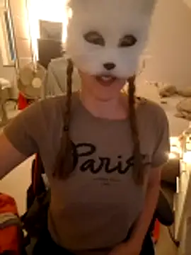 SexyLayla1 online show from April 15, 4:51 pm