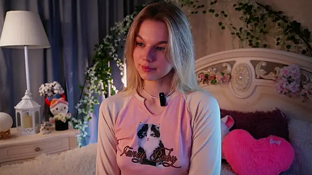 EdlinAlliston online show from November 26, 2:07 pm