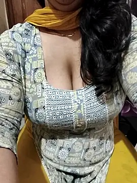 Anamika Kapoor online show from September 16, 1:46 am