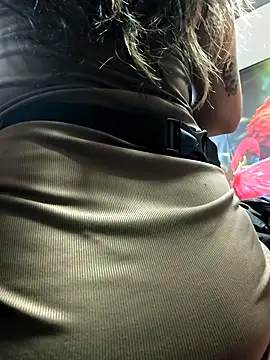 Lila Desiree online show from December 20, 1:31 am