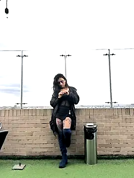 Snapshot of Lila_Desiree chatting on October 3, 5:18 pm Lila Desiree online show from October 3, 5:18 pm