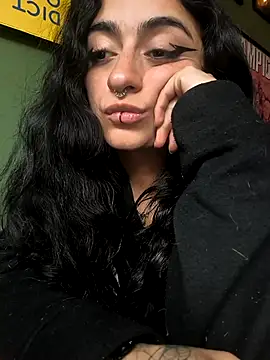 Lila Desiree online show from February 25, 8:18 pm