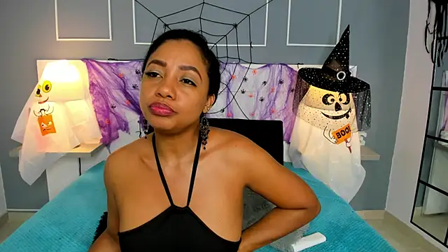 Kamila-Kane online show from October 28, 7:52 pm