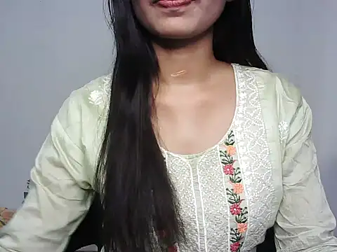 Snapshot of MISS_RIYANCY chatting on September 26, 5:21 pm MISS RIYANCY online show from September 26, 5:21 pm