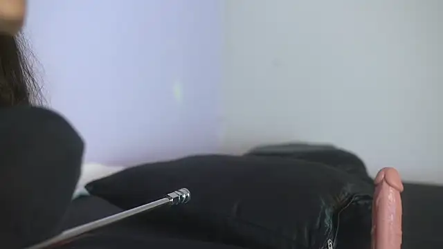 lupeebony online show from March 11, 7:49 pm