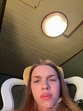 Alice1 secret online show from October 9, 8:57 pm