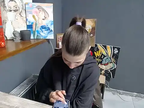 felicity gold online show from March 17, 7:56 am