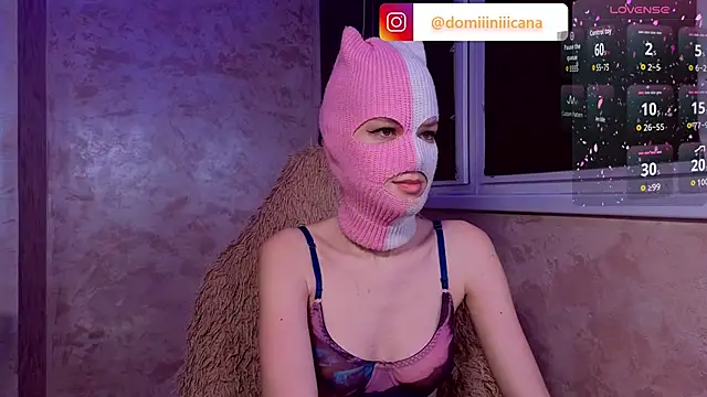 Domiiiniiicana online show from April 10, 6:47 pm