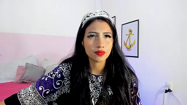 Snapshot of naomiii__ chatting on September 24, 12:15 pm naomiii online show from September 24, 12:15 pm
