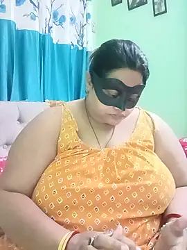 monaa online show from July 6, 1:27 pm