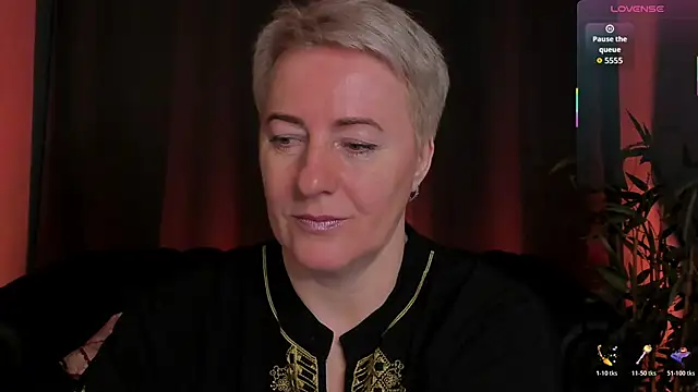 Nika Smit online show from April 10, 5:13 am