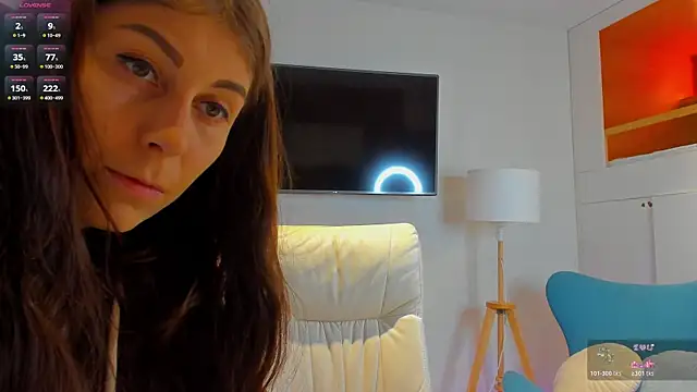 Hailey Green online show from April 19, 9:17 pm