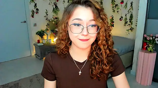 SereneFlame online show from May 6, 7:29 pm