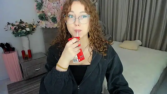 SereneFlame online show from October 12, 3:58 pm