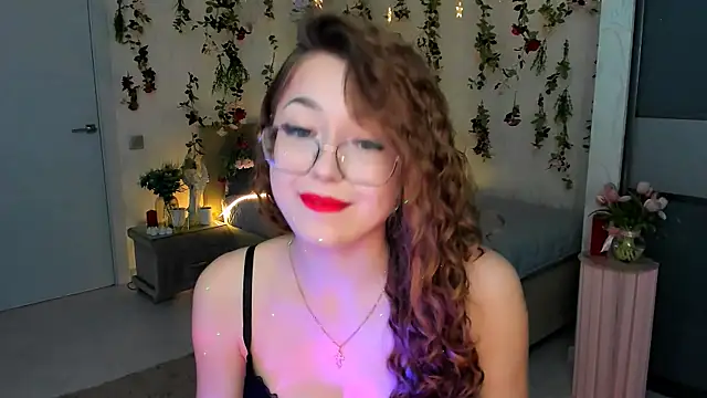 SereneFlame online show from May 13, 7:41 pm