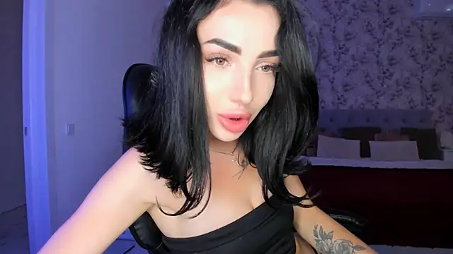 NancyLovee  online show from July 26, 5:31 pm