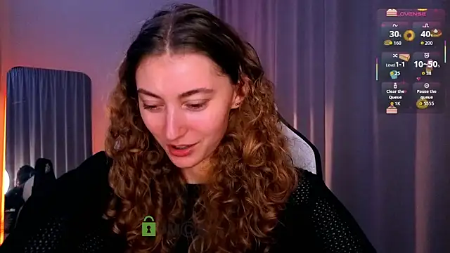 lady curls online show from November 8, 11:10 pm