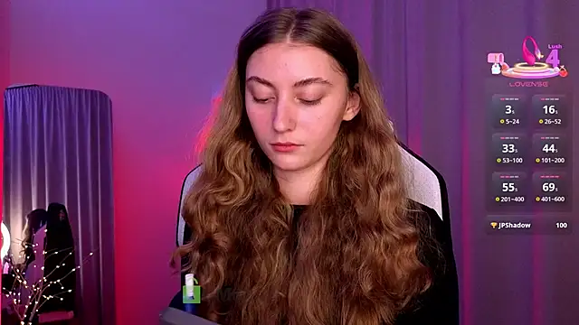 lady curls online show from January 9, 12:04 am