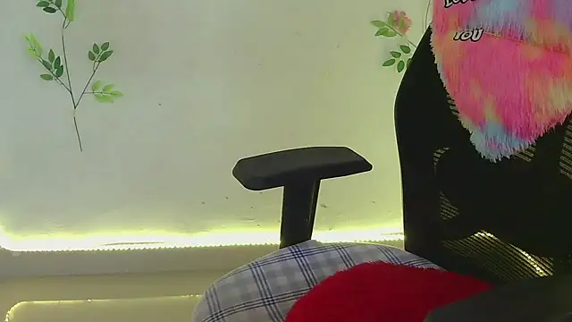 punemodel online show from December 14, 2:28 am