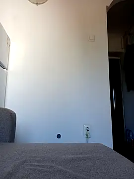 Virgin Pussy Love online show from September 16, 9:17 am