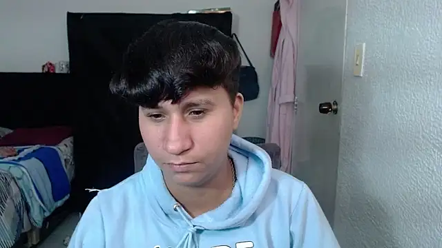 Im Milan Rs online show from March 2, 7:15 am